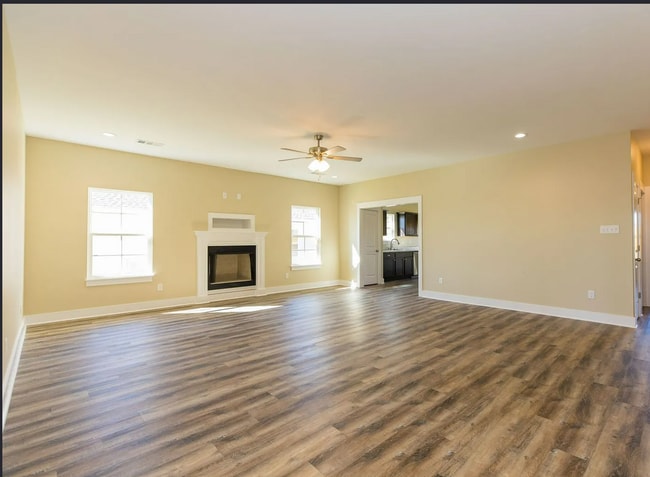 3700 Red Maple Wy