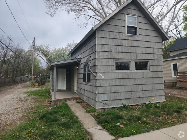 Building Photo - 290 E 17th St Rental
