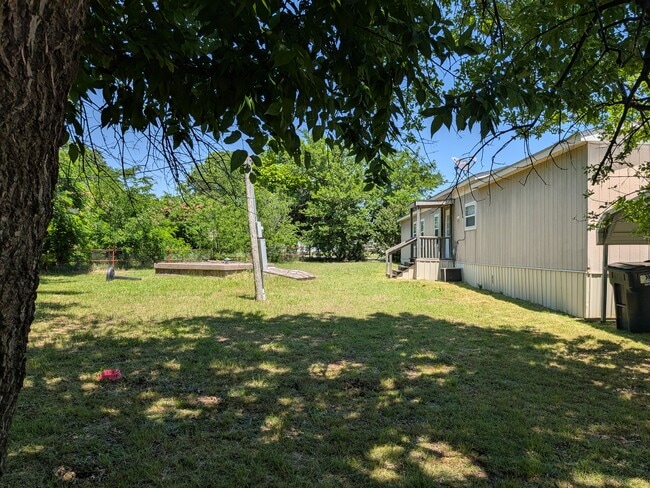 Photo - 222 S 4th St