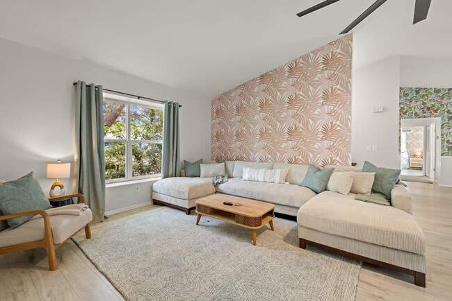 Building Photo - 1518 Wexford Dr E Unit ID1023273P