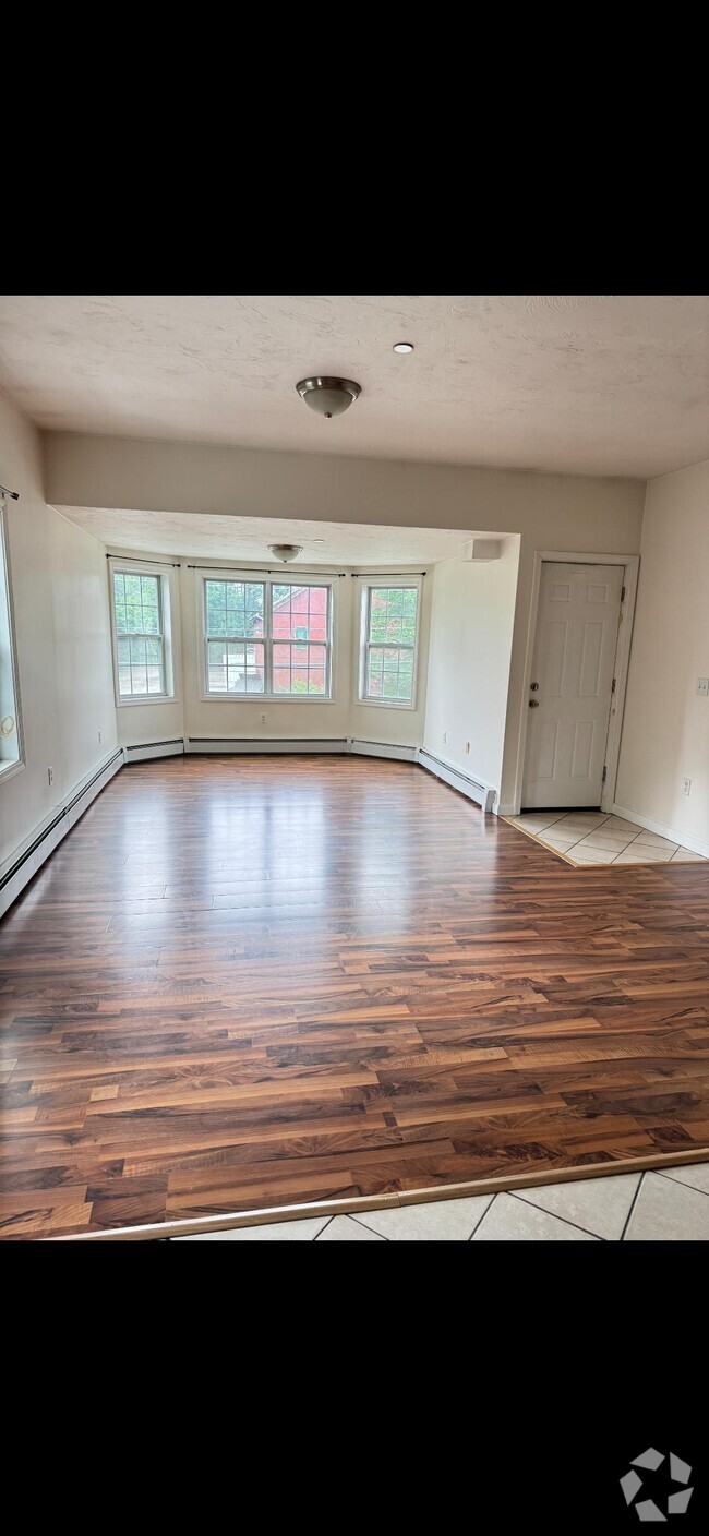 Building Photo - 14 Brandon Rd Unit Top Floor - Front Rental