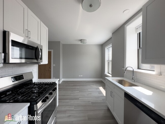 Photo - 3937 N Janssen Ave Unidad A09C