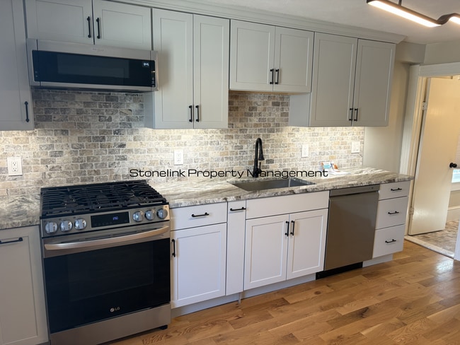 Photo - 31 Queen St Unit 1