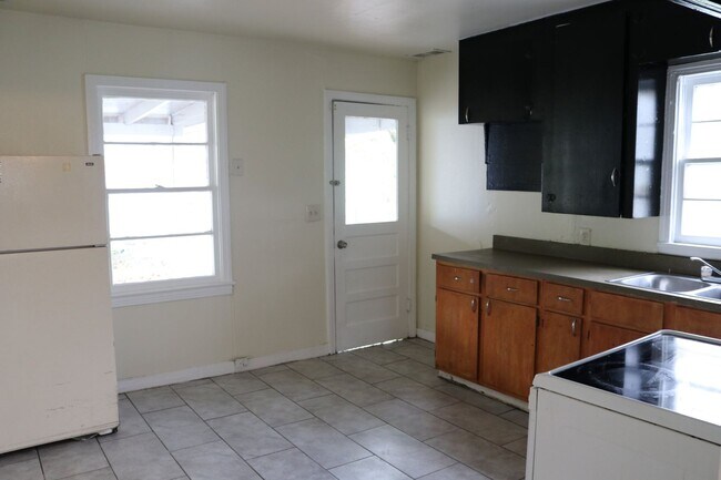 Photo - 1303 Burchett St., Bossier City