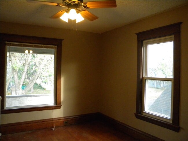 742 Buchanan St NE Unidad 1