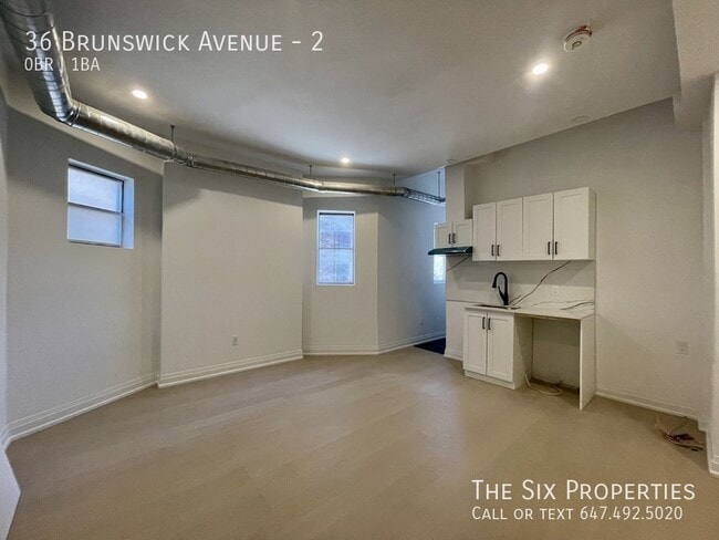 Photo - Brand New Bachelor Apartment in the Heart of Downtown Unité 2