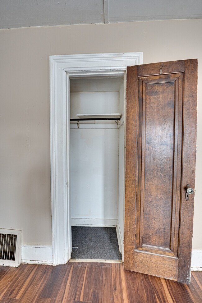 Photo - 426 N Lake St Unit 2