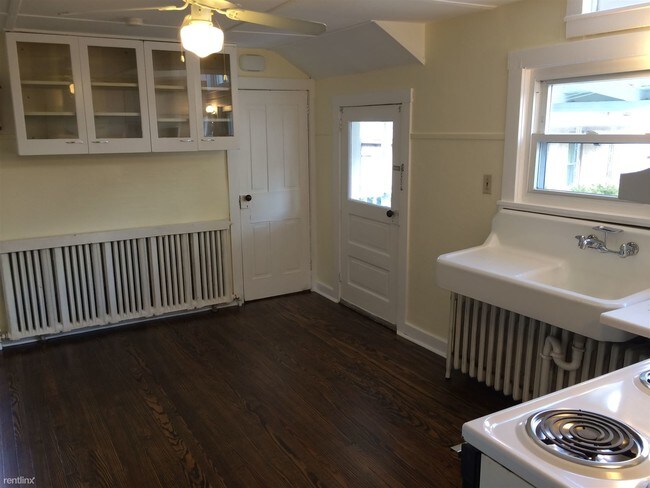 Photo - 151 Chestnut St