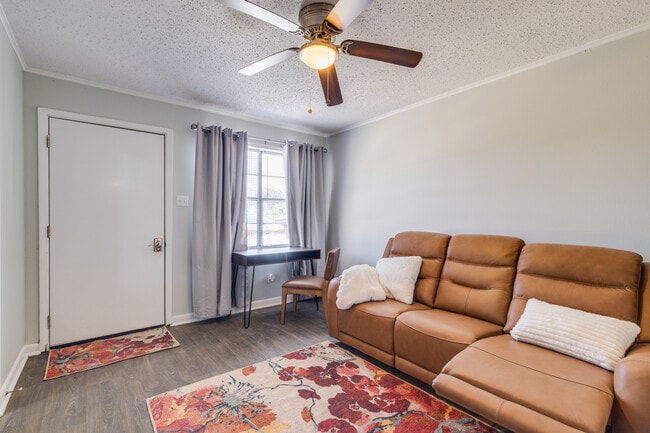 Photo - 129 Ridgedale Dr Unit 3