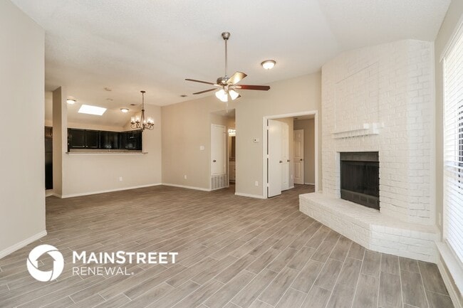 Photo - 320 Valley Spring Dr