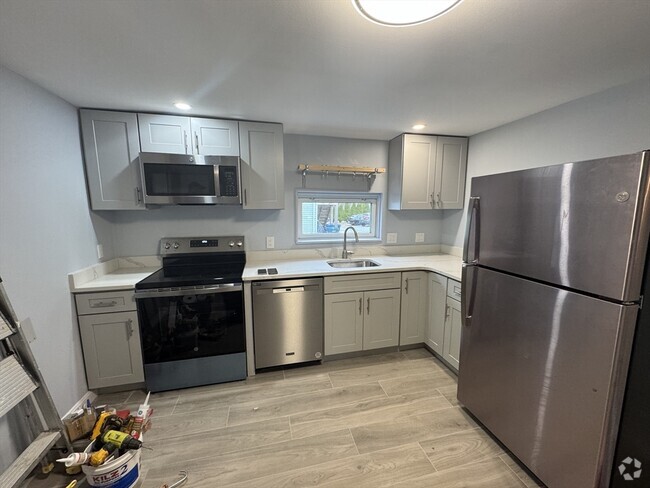 Building Photo - 21 N Main St Unit 1 Rental
