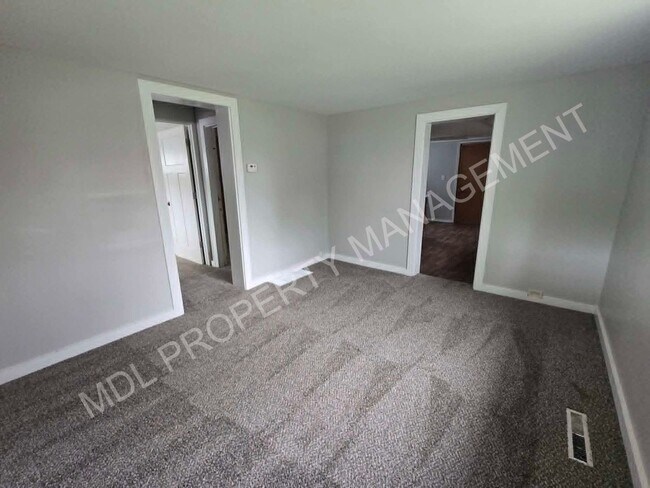 Photo - Spacious 3-Bedroom Home in Saginaw