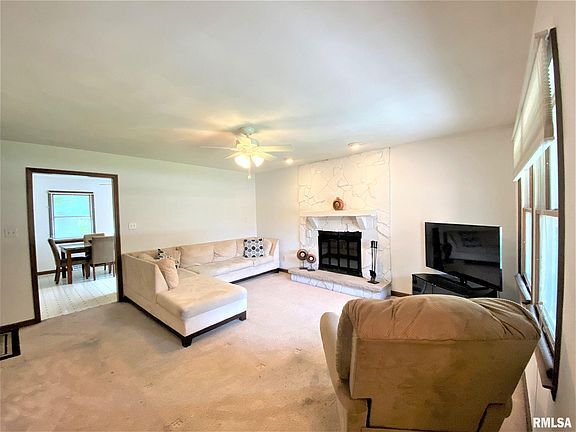 Photo - 2418 Austin Dr