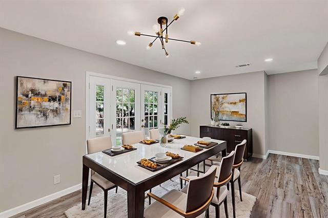 Photo - 10833 Palace Way