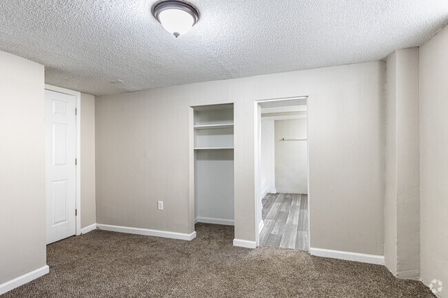 Studio - 480SF