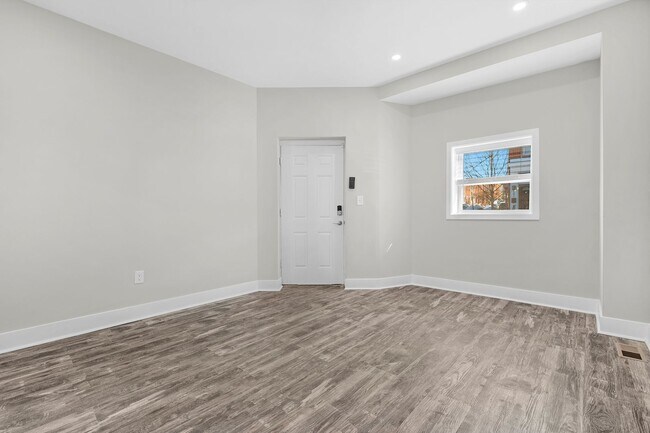 Photo - 100 S Bouldin St Unidad 1