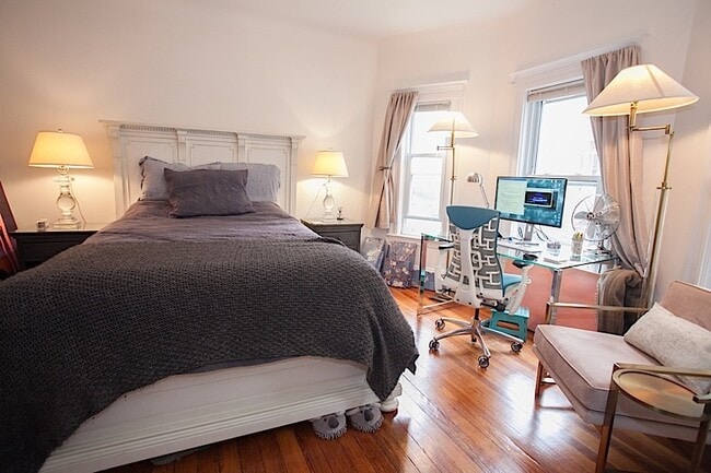 Photo - 50 Holyoke Rd Unit 1