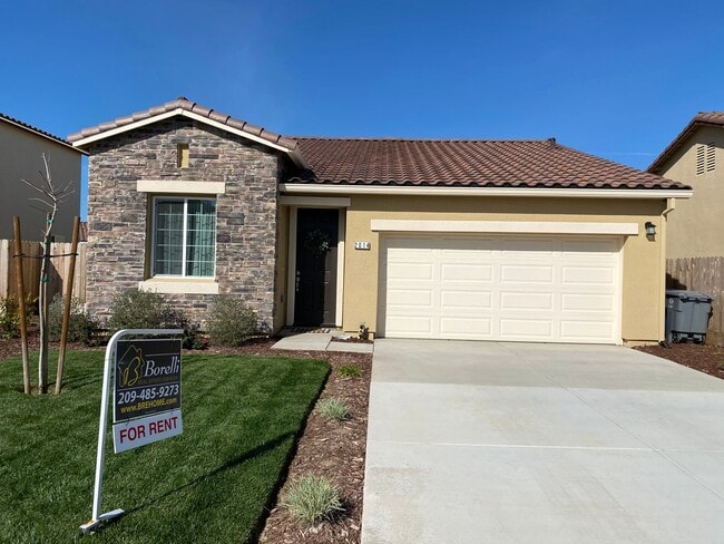 Building Photo - Like Brand New 3 Bed 2 Bath Home FOR RENT!