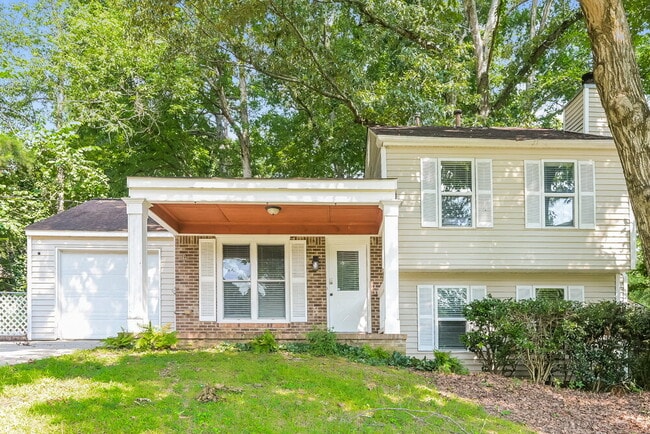 Building Photo - 405 Rill Crest Ct