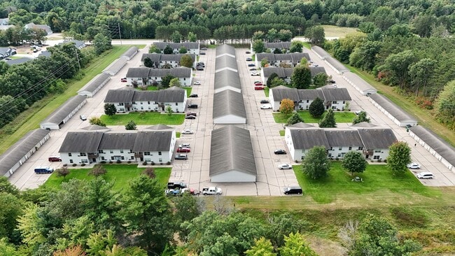 Photo - River View Apartments