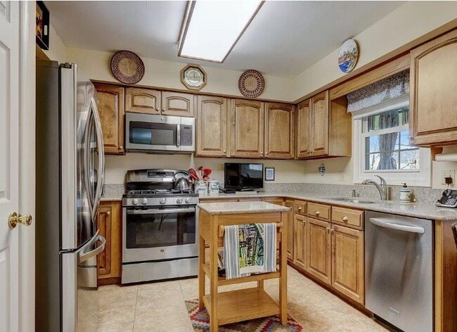 Photo - 48 Shelly Ln