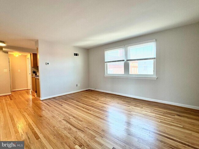 1627 Massachusetts Ave SE Unit 302