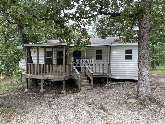 Beautiful 3 Bedroom 2 Bath Home! - Beautiful 3 Bedroom 2 Bath Home!