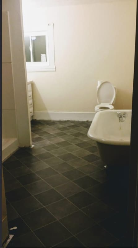 Photo - 606 Riverland Rd SE