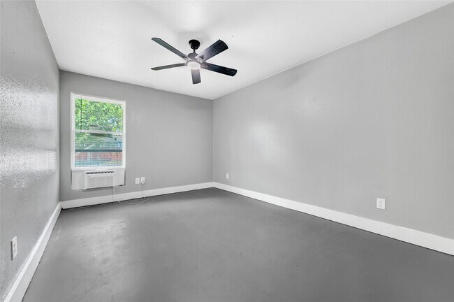 Photo - 3802 Dabney St