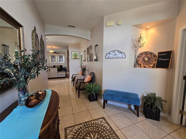 219 Cloverdale Rd
