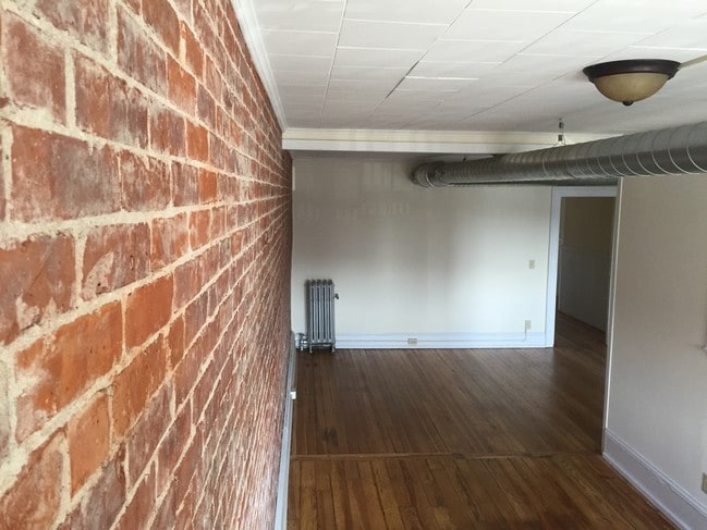 29 Water St Apartments