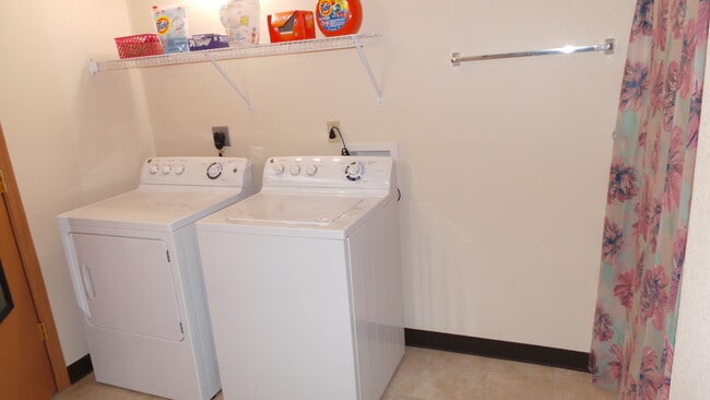 Photo - Wegner Apartments