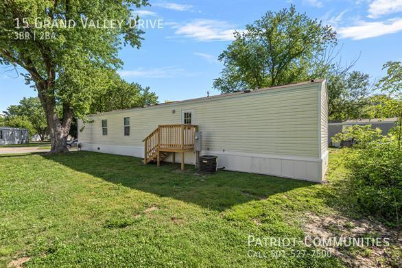 Photo - 15 Grand Valley Dr