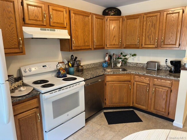 Photo - 1870 Baldwin Rd Unit 61