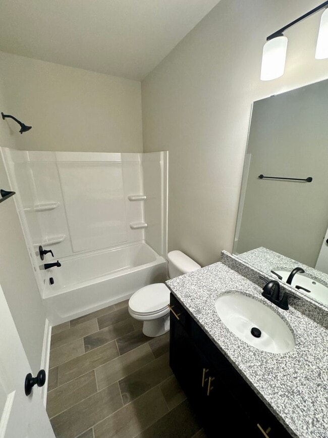 Photo - Canes Landing!