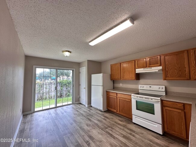 Photo - 2113 Fresco Dr