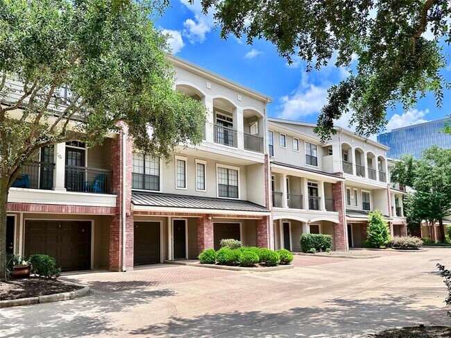 Photo - 15200 Memorial Dr Condo Unit 3209B