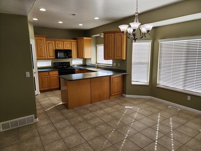Photo - 1193 N 1285 W