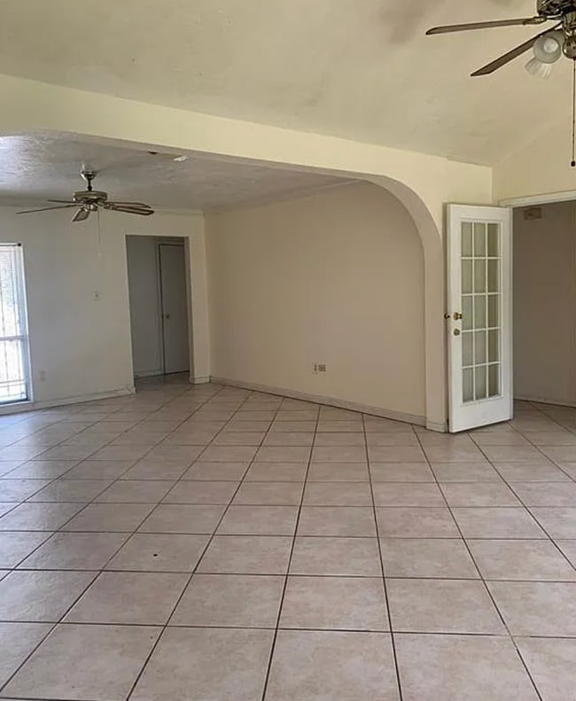 Photo - 11435 Newbrook Dr