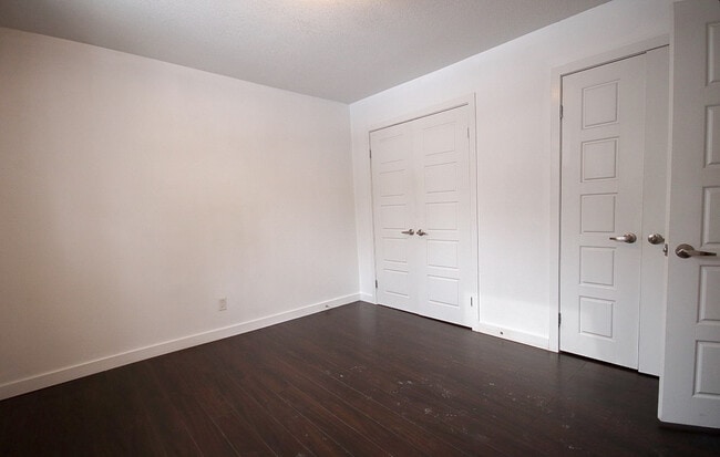 Photo - 169 Lancaster St W Unit 12