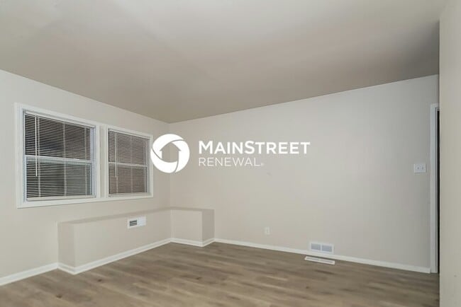 3 Bedroom Pet-Friendly Home in Indianapolis, IN with Main Street Renewal