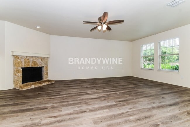 Photo - 523 Indian Paintbrush Dr