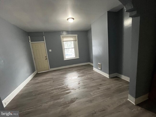 Building Photo - 7129 Yocum St Rental