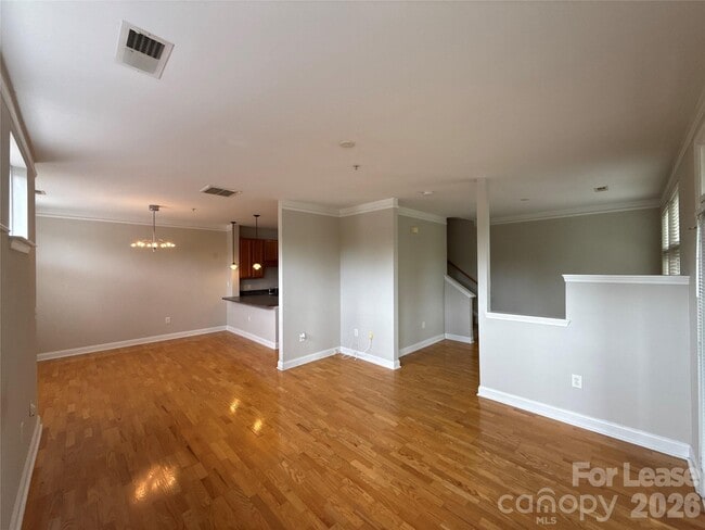 Photo - 534 Oakland Ave