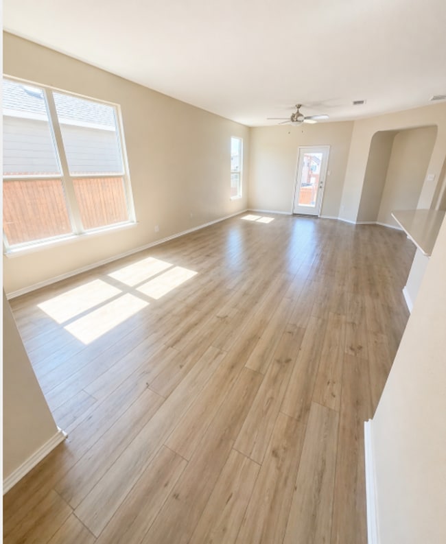 Photo - AVAILABLE MID MAY; APPLY TODAY ON OUR WEBSITE!!!