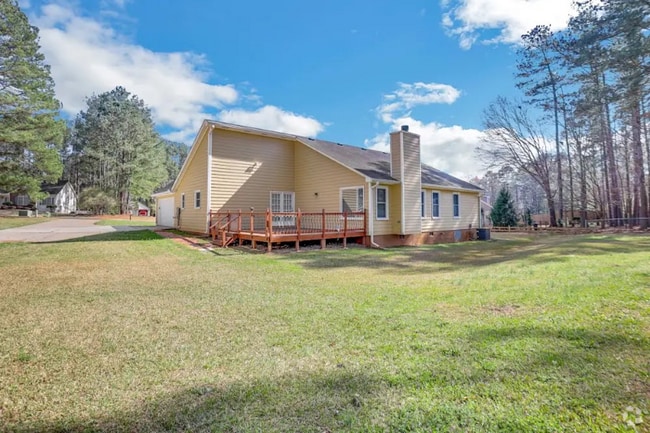 Building Photo - 100 Bloomfield Dr Rental