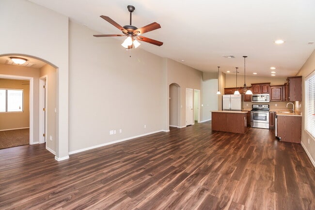 Photo - 3275 W Sunshine Butte Dr