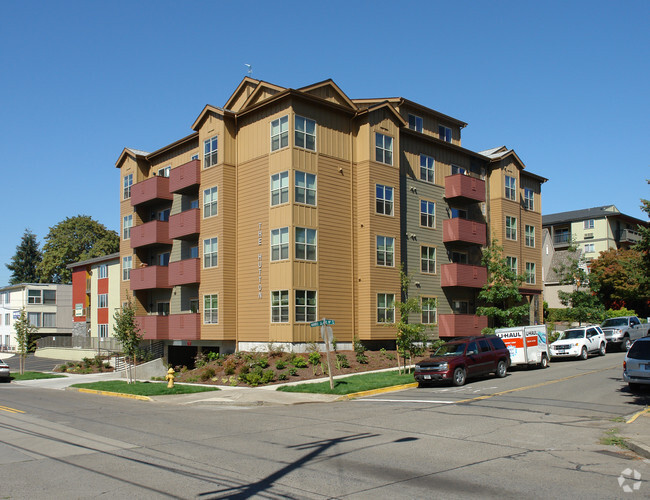 Building Photo - The Hutton Rental