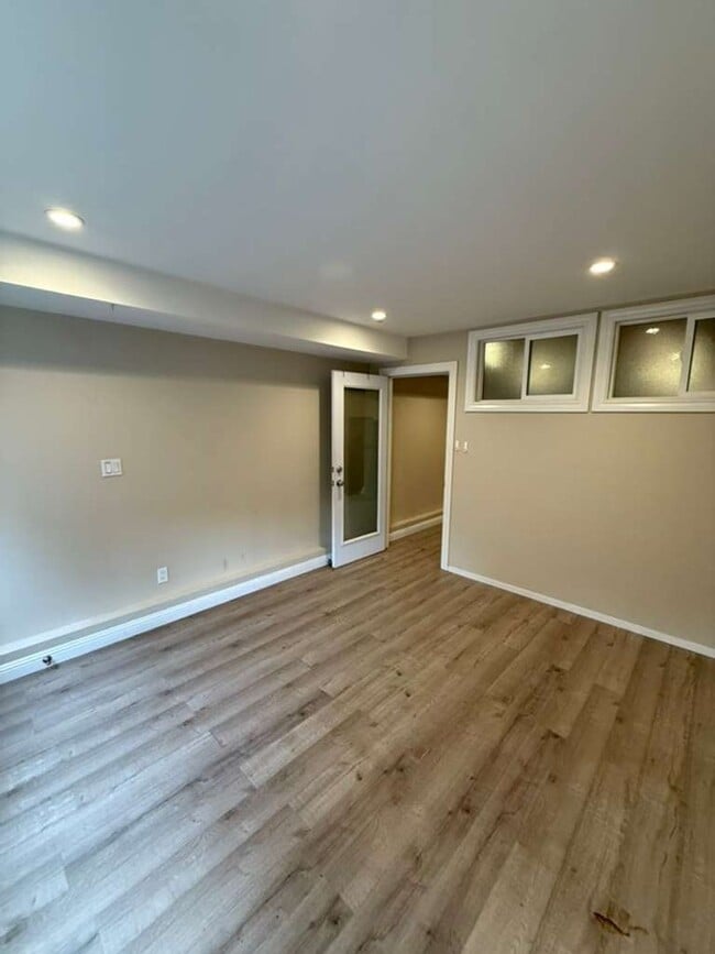 Photo - 349 Monticello St Unit Downstairs  #B