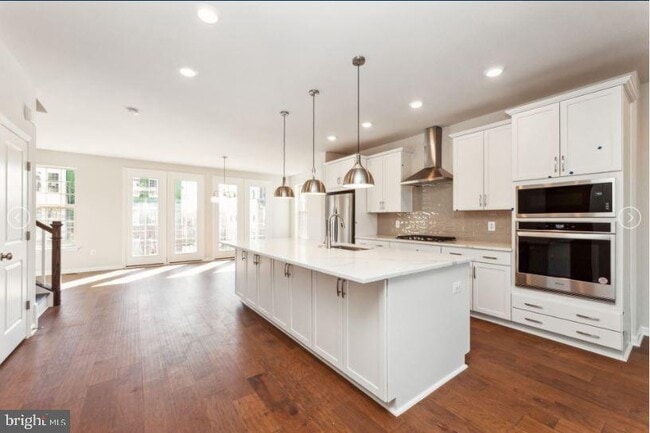 Photo - 1612 Field Sparrow Ter NE